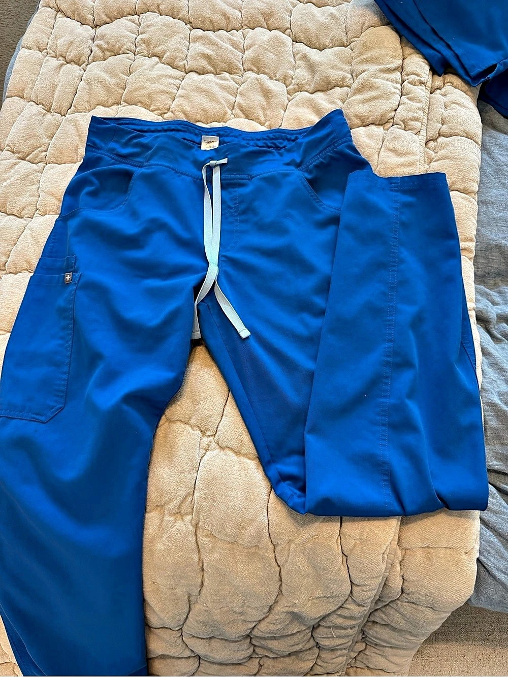 Figs Kade cargo scrub pants royal blue size medium